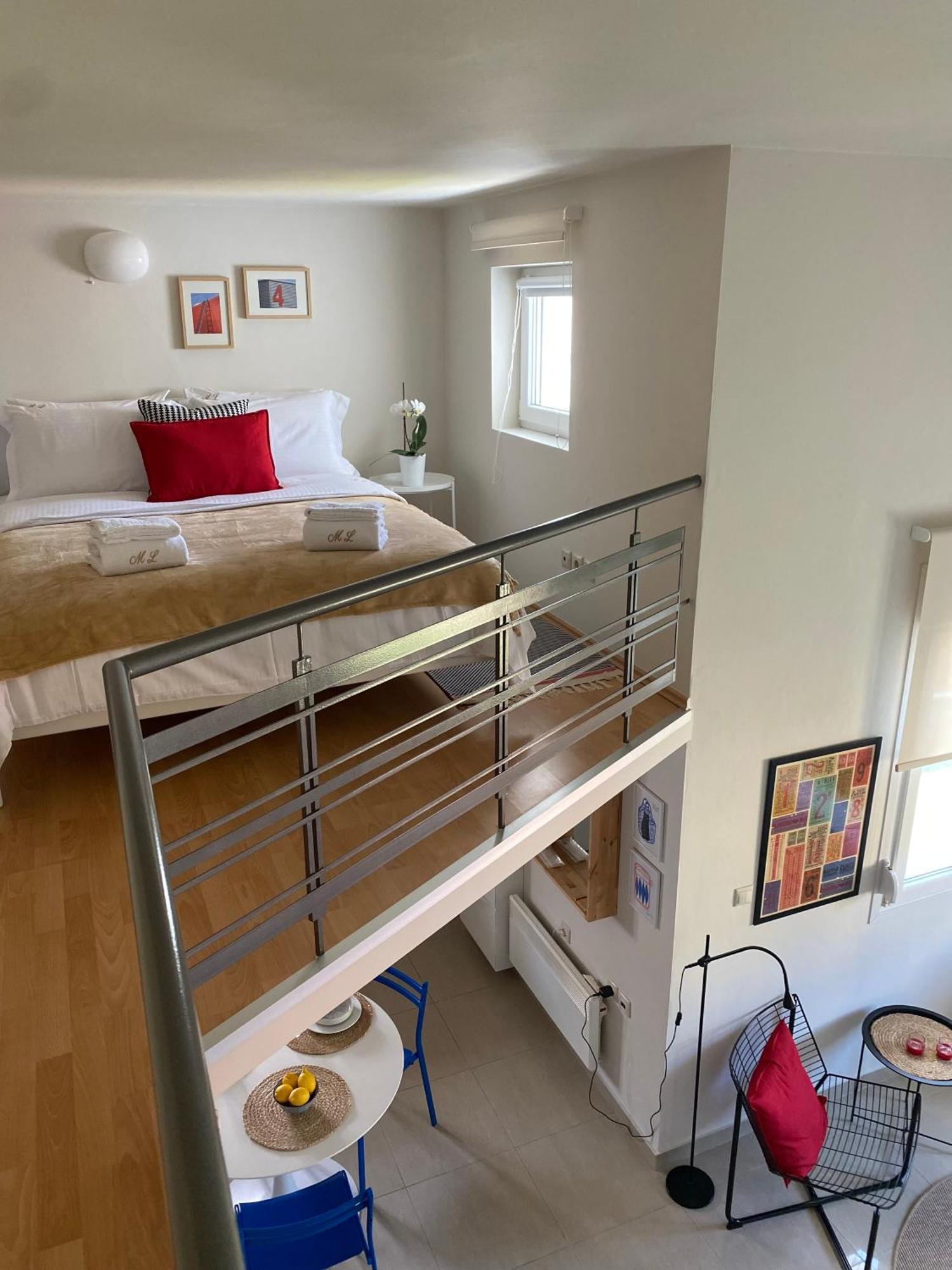 Maryland Apartment *